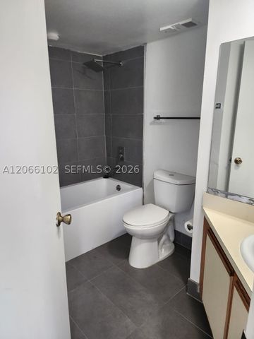 2445 SW 18th Ter 711, Fort Lauderdale, FL 33315