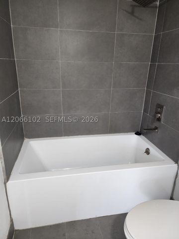 2445 SW 18th Ter 711, Fort Lauderdale, FL 33315