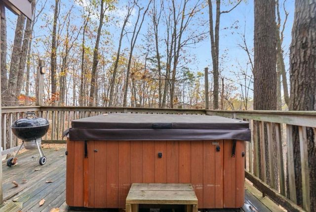 60 Forest View Lane, Stanton, KY 40380