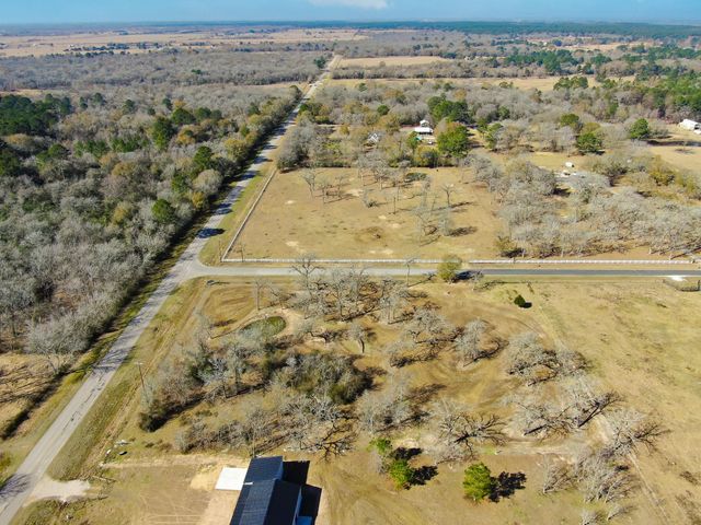26050 Forest Hills Lane, Waller, TX 77484