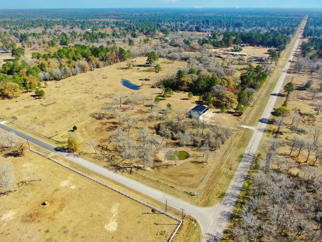 26050 Forest Hills Lane, Waller, TX 77484
