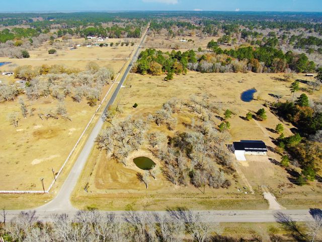 26050 Forest Hills Lane, Waller, TX 77484