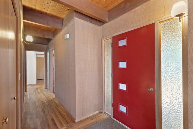 1440 NE 10th Street, Grants Pass, OR 97526