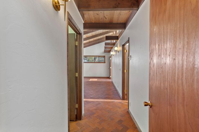 1440 NE 10th Street, Grants Pass, OR 97526