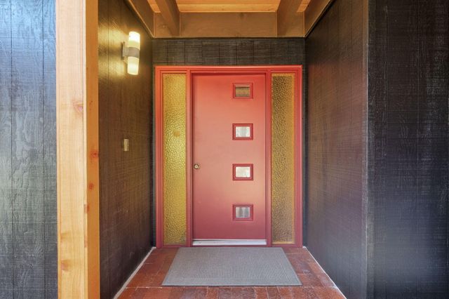 1440 NE 10th Street, Grants Pass, OR 97526