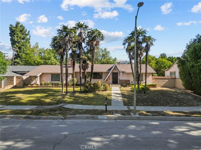 18427 San Fernando Mission, Porter Ranch, CA 91326