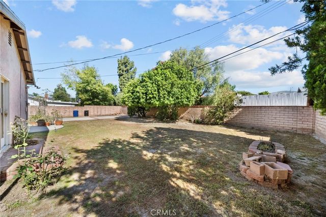 18427 San Fernando Mission, Porter Ranch, CA 91326