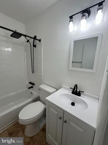 8224 MARLTON CT, Severn, MD 21144