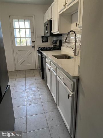 8224 MARLTON CT, Severn, MD 21144