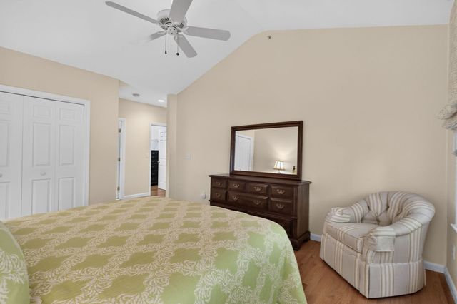 341 Godfrey Dr 341, Norton, MA 02766