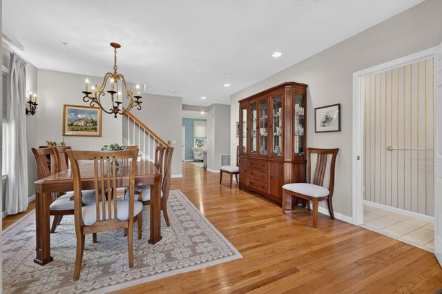 341 Godfrey Dr 341, Norton, MA 02766