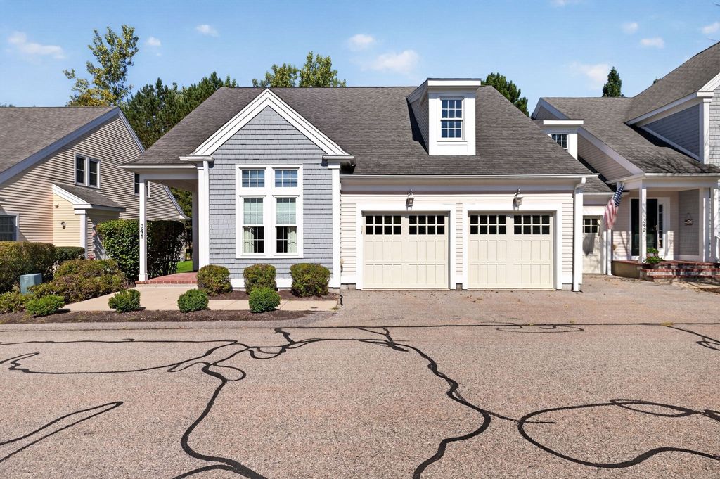 341 Godfrey Dr 341, Norton, MA 02766