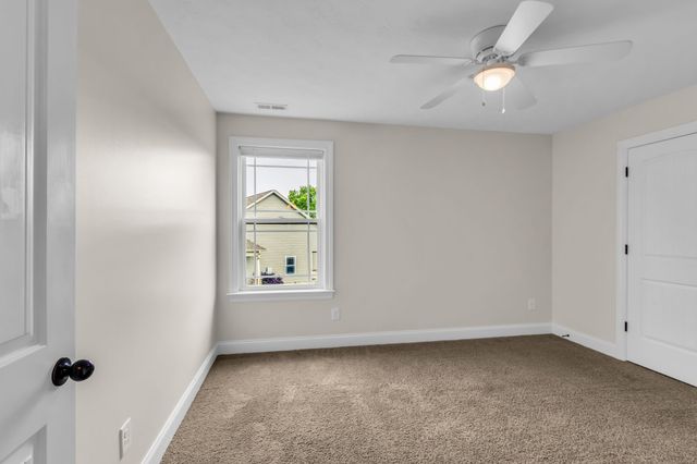 412 Drema Ct, Murfreesboro, TN 37127