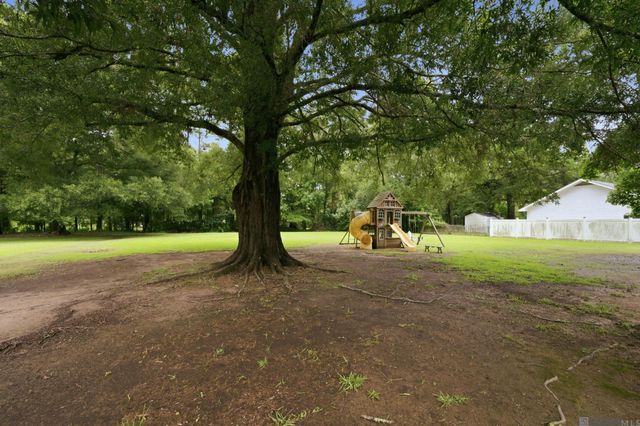 16405 Shetland Ave, Greenwell Springs, LA 70739