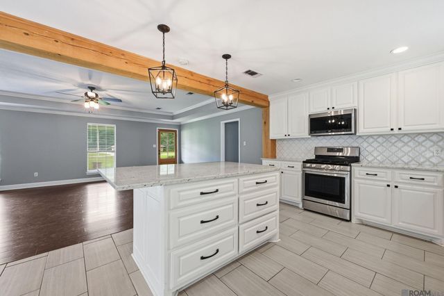 16405 Shetland Ave, Greenwell Springs, LA 70739