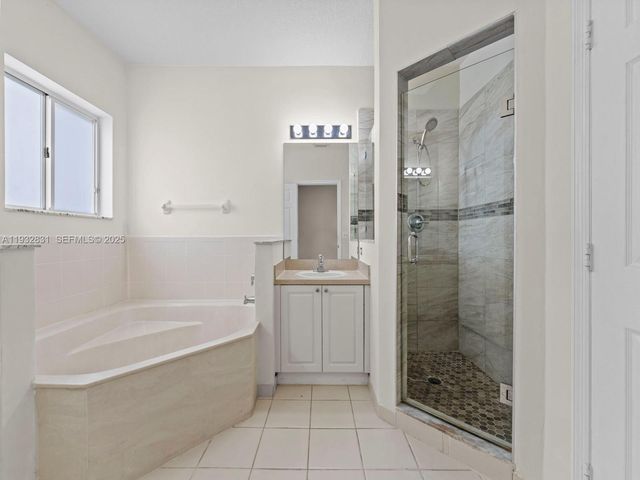 1947 SE 24th Ter, Homestead, FL 33035