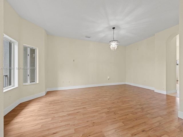 1947 SE 24th Ter, Homestead, FL 33035