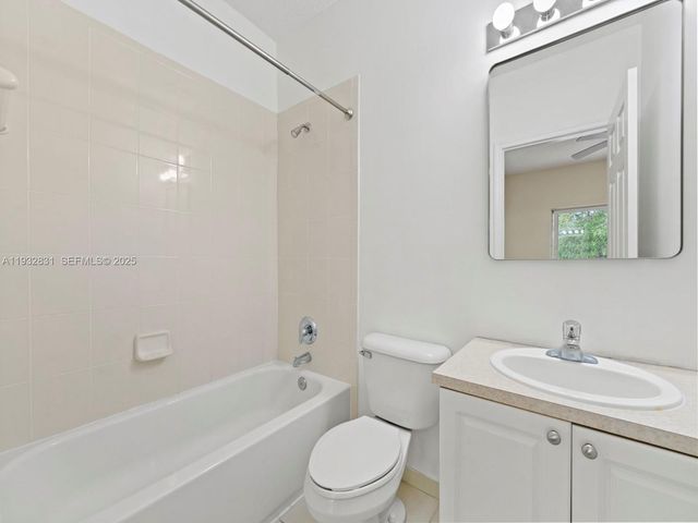 1947 SE 24th Ter, Homestead, FL 33035