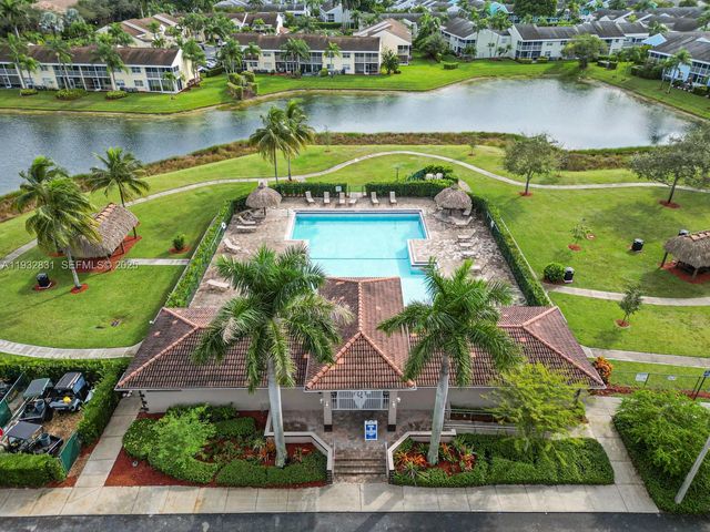 1947 SE 24th Ter, Homestead, FL 33035