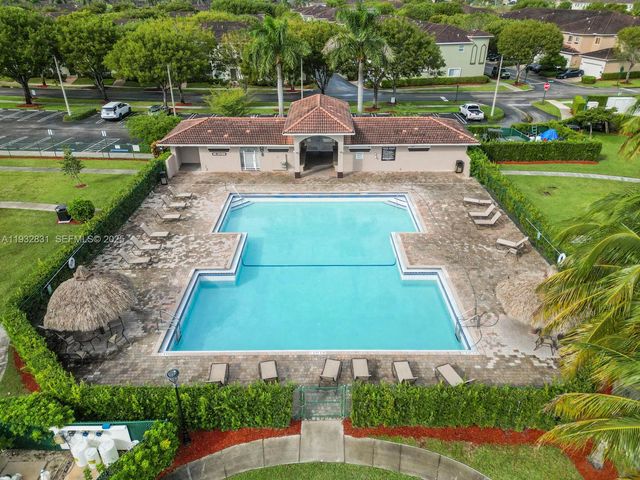 1947 SE 24th Ter, Homestead, FL 33035