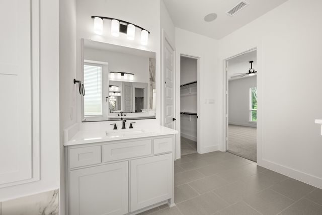 412 Hidden Cove Drive, Desoto, TX 75115