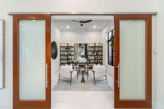 450 NE 10th Street, Boca Raton, FL 33432