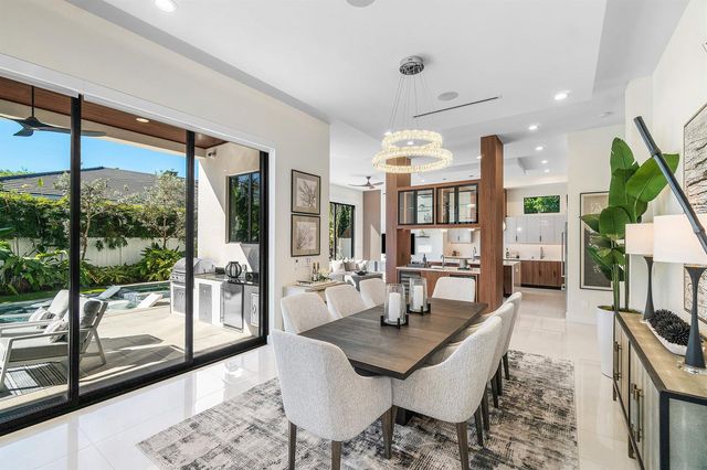 450 NE 10th Street, Boca Raton, FL 33432