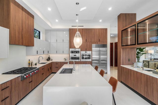 450 NE 10th Street, Boca Raton, FL 33432