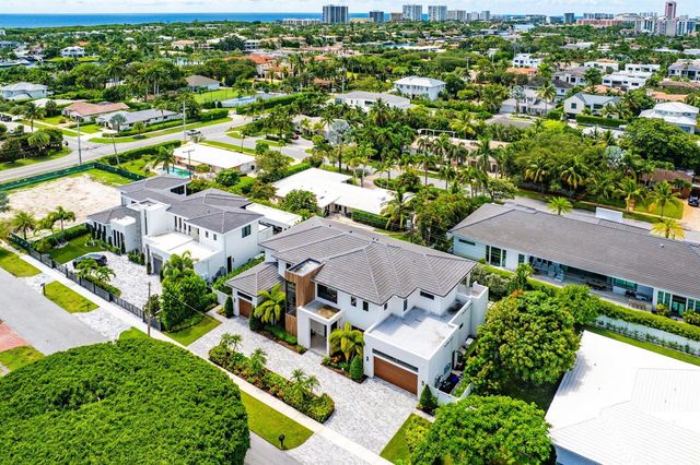 450 NE 10th Street, Boca Raton, FL 33432
