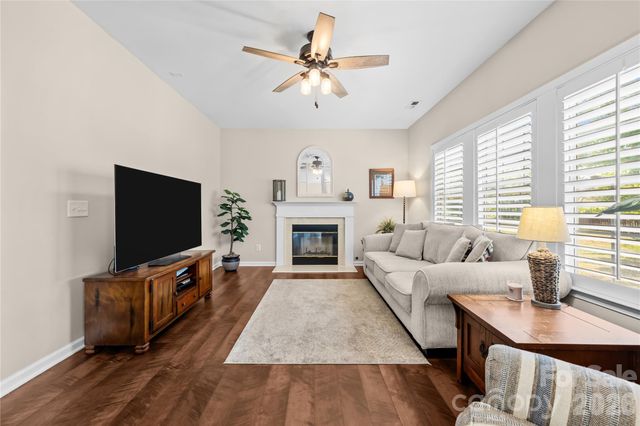 11229 Palomar Mountain Drive, Charlotte, NC 28278