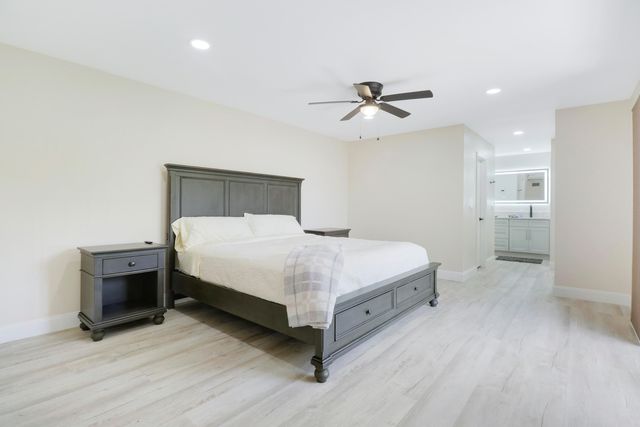 1420 Ocean Way, Jupiter, FL 33477