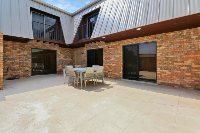 1420 Ocean Way, Jupiter, FL 33477