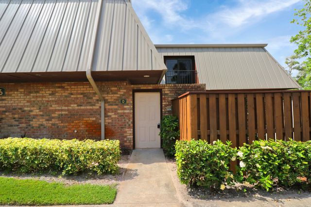 1420 Ocean Way, Jupiter, FL 33477