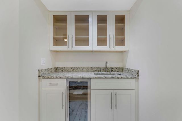 1420 Ocean Way, Jupiter, FL 33477