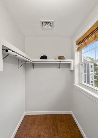 104 Crescent 1, Waltham, MA 02453