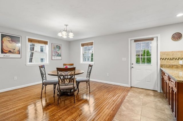 104 Crescent 1, Waltham, MA 02453