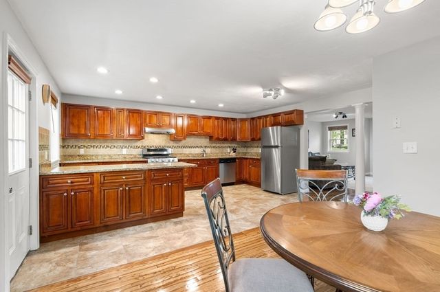 104 Crescent 1, Waltham, MA 02453