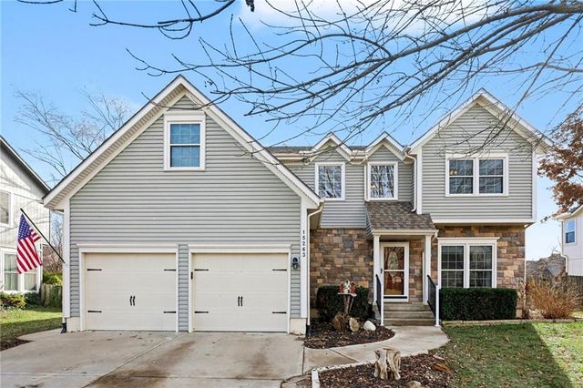 15263 W 147th Drive, Olathe, KS 66062