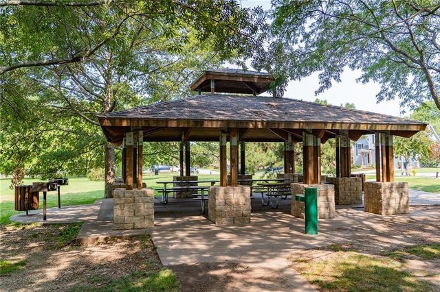 15263 W 147th Drive, Olathe, KS 66062