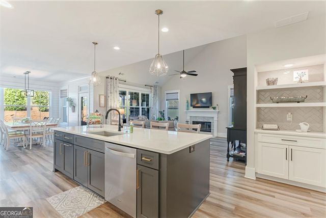 1231 Hidden Hills Circle, Greensboro, GA 30642