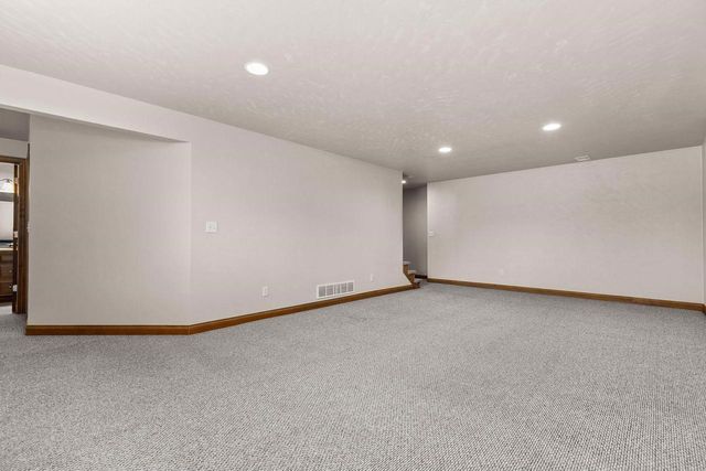 477 DALTON ROAD, Neenah, WI 54956