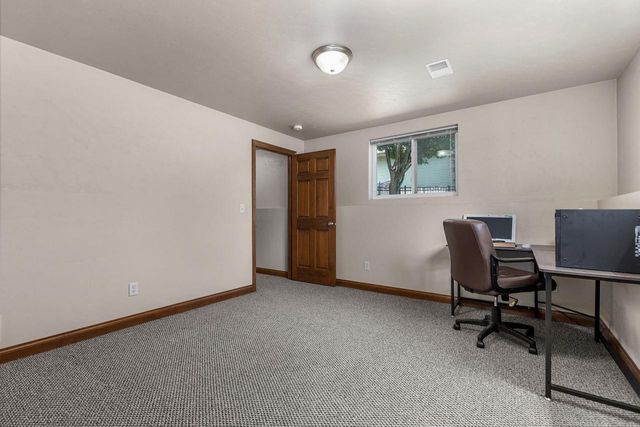 477 DALTON ROAD, Neenah, WI 54956