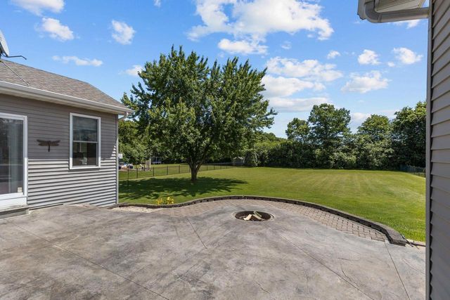 477 DALTON ROAD, Neenah, WI 54956