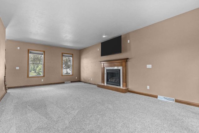 477 DALTON ROAD, Neenah, WI 54956