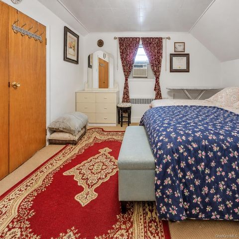 142 Washington Avenue, Valley Stream, NY 11580