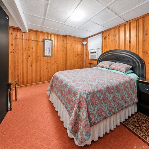 142 Washington Avenue, Valley Stream, NY 11580