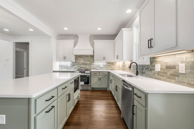 1037 Lee Road 0213, Phenix City, AL 36870