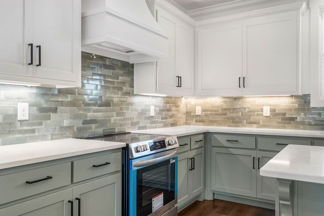 1037 Lee Road 0213, Phenix City, AL 36870