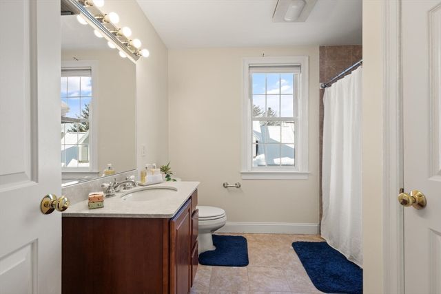 725 Boston Post Rd 12, Sudbury, MA 01776