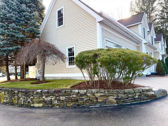 725 Boston Post Rd 12, Sudbury, MA 01776